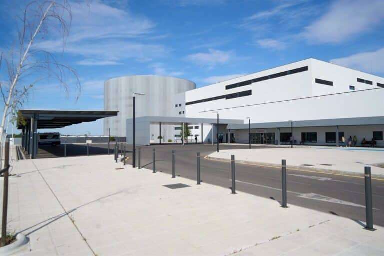 Trasladan al hospital a un trabajador de 47 años tras sufrir el atropello de una carretilla en Toledo