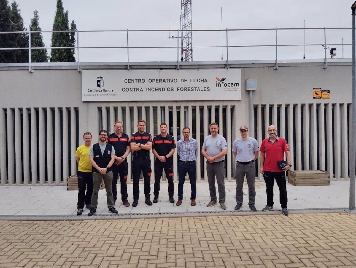 Una delegación de bomberos forestales de Estonia vuelve a C-LM para formarse en el operativo del Infocam