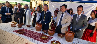 Valverde Refuerza Apoyo a Puertollano con Un Millón de Euros para el Paseo del BosqueDurante el Santo Voto