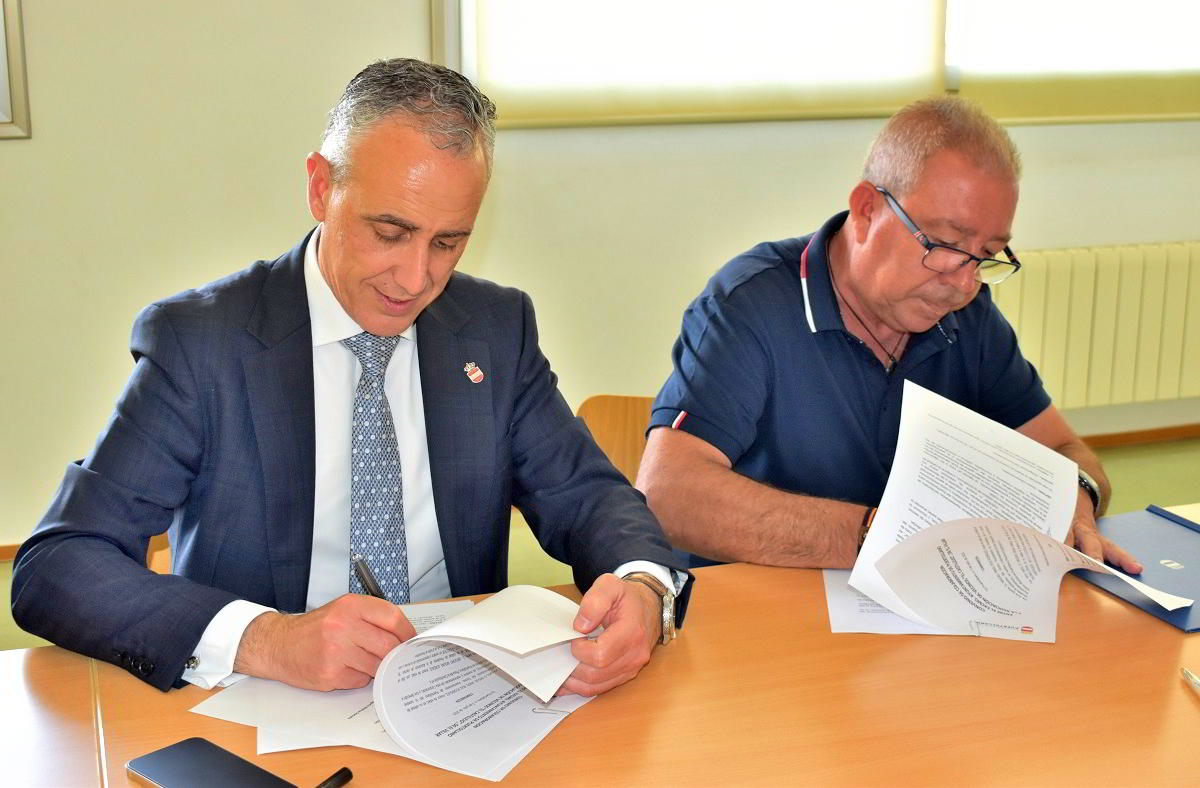 Inyección de 14.000 euros a la dinamización comunitaria: El Ayuntamiento fomenta la participación en los barrios de Fraternidad, Constitución, El Carmen y El Villar 4 Inyección de 14.000 euros a la dinamización comunitaria: El Ayuntamiento fomenta la participación en los barrios de Fraternidad, Constitución, El Carmen y El Villar 4