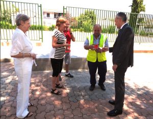 Alcaldía Reconoce y Apoya el Rol Fundamental de la Asociación Vecinal en la Dinamización de la Barriada Libertad 1 Alcaldía Reconoce y Apoya el Rol Fundamental de la Asociación Vecinal en la Dinamización de la Barriada Libertad 1