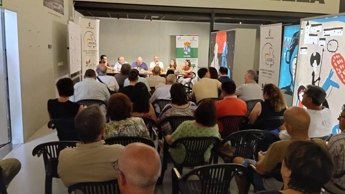 Ayuntamientos de C-LM tienen ya a su disposición el instrumento de vivienda en entornos rurales de Ley de Simplificación