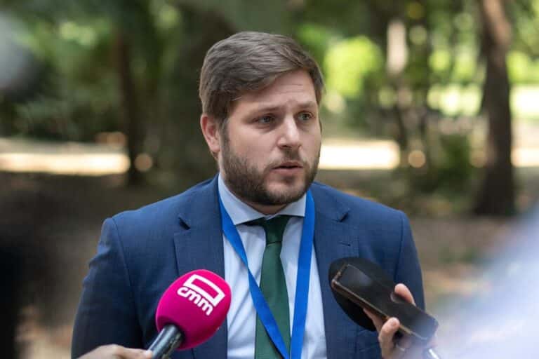 C-LM ratifica el compromiso de Adif de medidas en La Sagra y le pide reducir el número de incidentes en la línea de tren