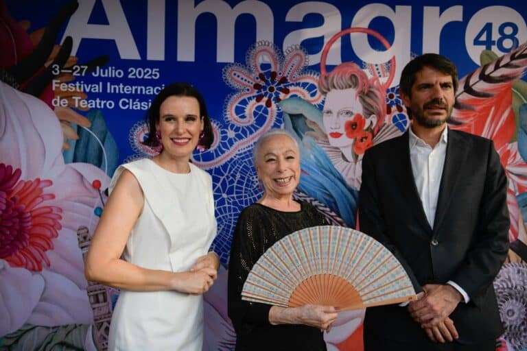 Cristina Hoyos hiptoniza a Almagro bailando a Carmen Amaya y reivindicando su disciplina al recibir el Premio Corral