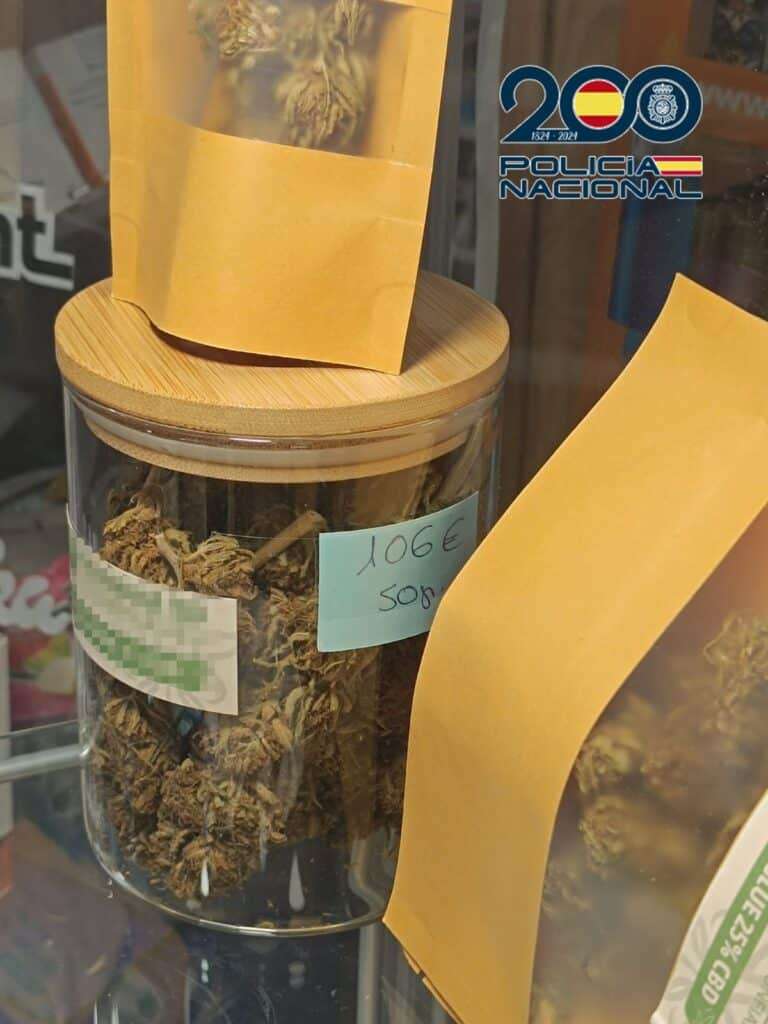 Desmantelado un entramado criminal dedicado a distribuir marihuana en estancos de la provincia de Toledo