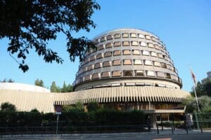 El TC estudiará el recurso de otros seis gobiernos autonómicos, C-LM entre ellos, contra el reparto de menores migrantes