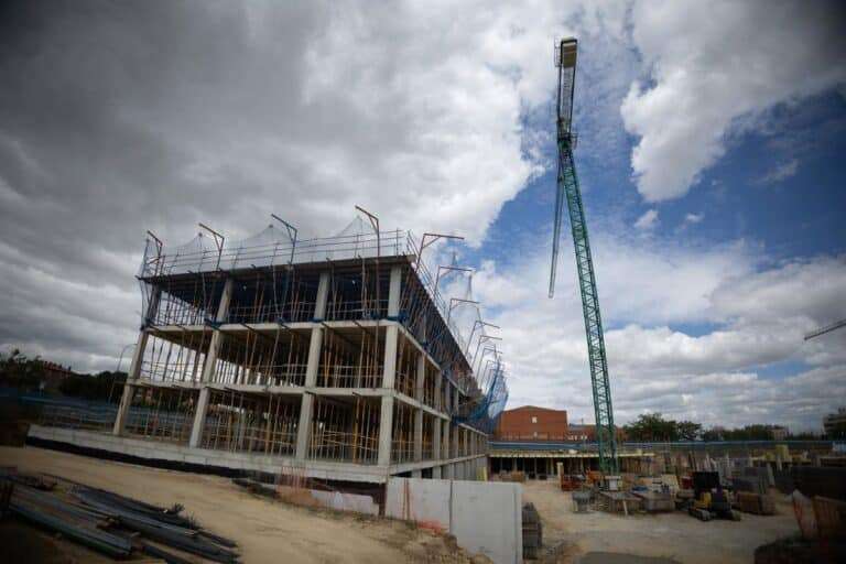 El precio medio del suelo urbano sube un 11,4% en Castilla-La Mancha en el primer trimestre en relación al año pasado