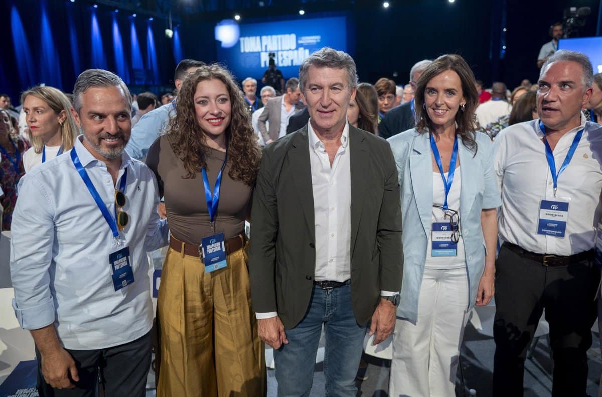 Feijóo apuesta por la continuidad en el nuevo Comité Ejecutivo del PP y refuerza el peso territorial de Madrid y Galicia