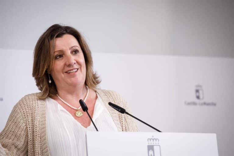 Franco se muestra "convencida" de que el Instituto de Salud Laboral en C-LM será una realidad en septiembre