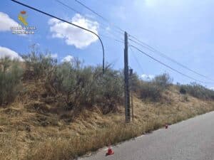 La Guardia Civil detiene en El Casar (Guadalajara) a dos personas por robo de cable del tendido telefónico