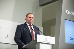 Lizán pide desde Bruselas más promoción del vino, rechaza arranque de viñas y aboga por restructurar viñedo tradicional