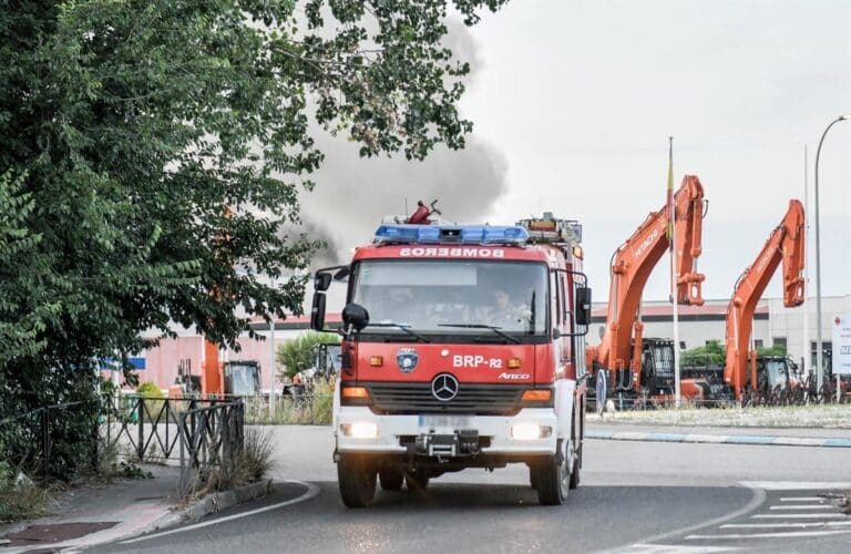 Los dos bomberos atendidos esta semana a raíz de sendos incendios de Azuqueca están dados de alta