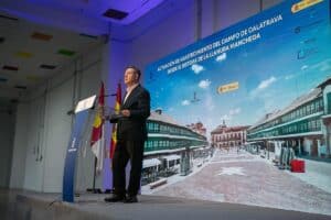 Page reivindica "honestidad, coherencia y constancia" en presentación de la Tubería de la Llanura Manchega