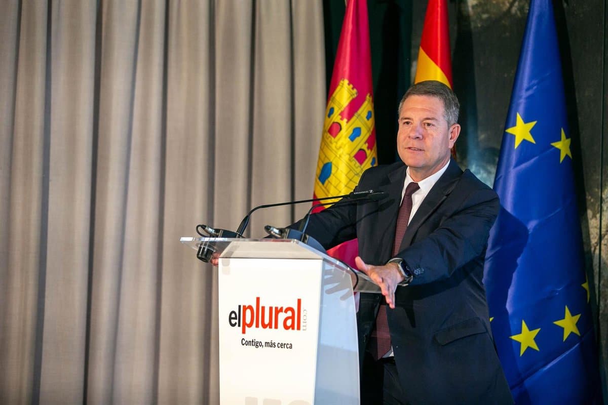 Page se alinea con Moncloa y anuncia una subida salarial a funcionarios del 0,5% con carárcter retroactivo a 1 de enero