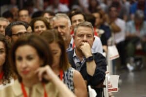 Puente carga contra Page en el Comité Federal y este pide turno para replicarle