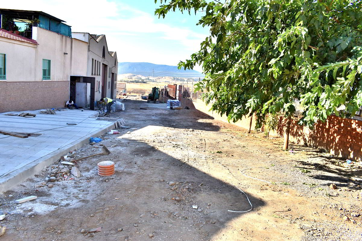 El Ayuntamiento da luz verde a la urbanización de la travesía Sagasta tras solicitud de la Asociación de Vecinos Cañamares 5