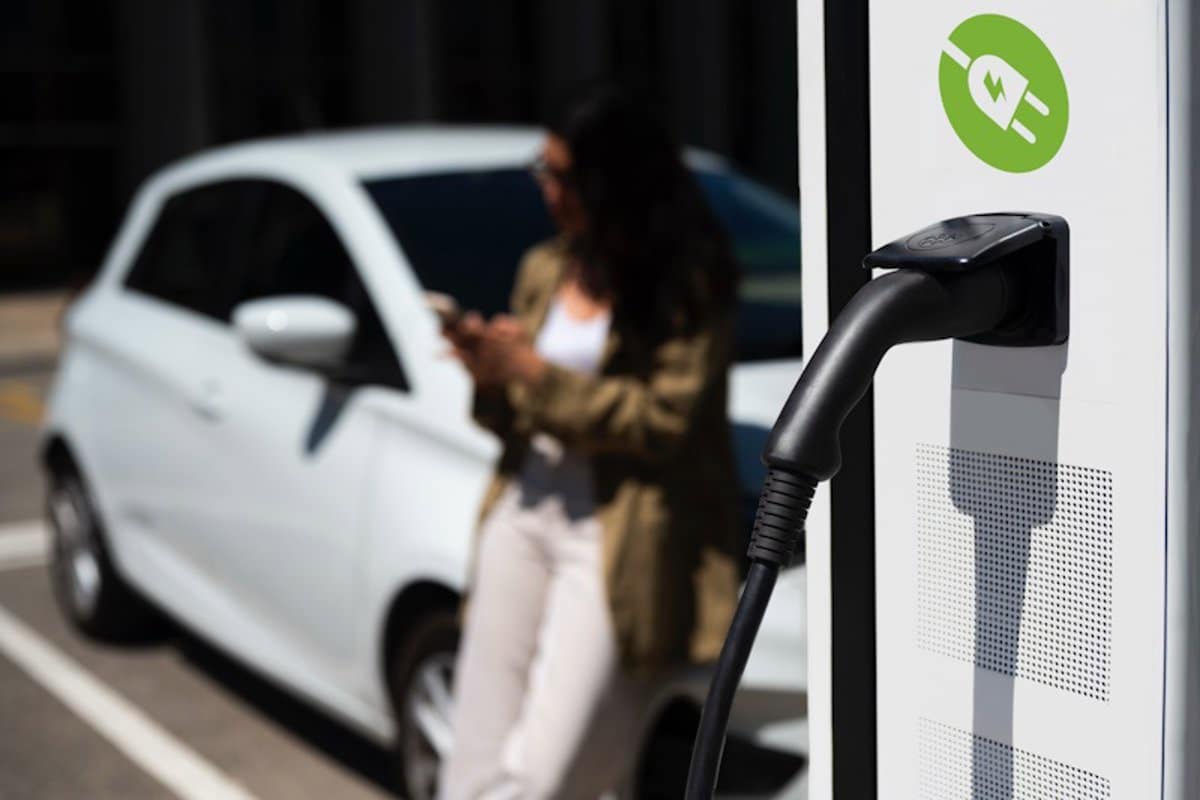 A partir de este miércoles se podrán solicitar incentivos a la movilidad eléctrica (Moves III)
