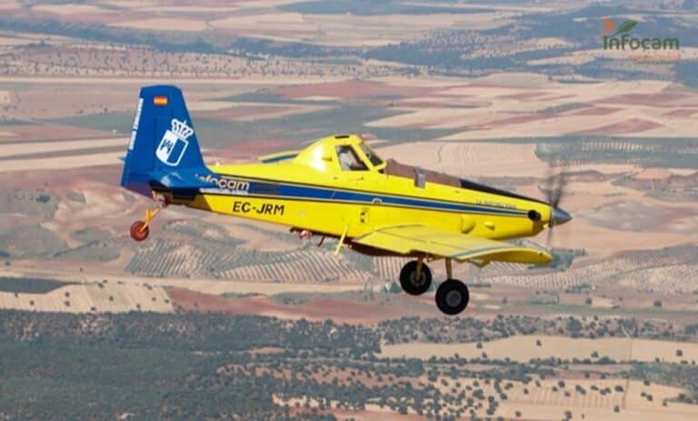 Controlado el incendio en el paraje 'Cerro Piojo' de Almansa, en el que trabajan 11 medios y 50 personas