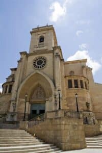 El convenio a tres bandas para la iluminación exterior de la Catedral de Albacete se firmará "en próximas fechas"
