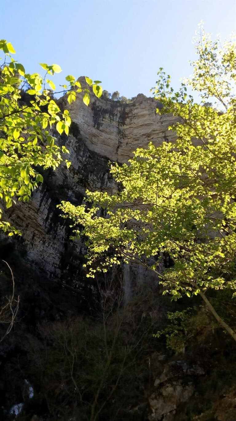 El espeleólogo desaparecido este domingo en una cueva de Riópar salió por otra entrada de la cueva