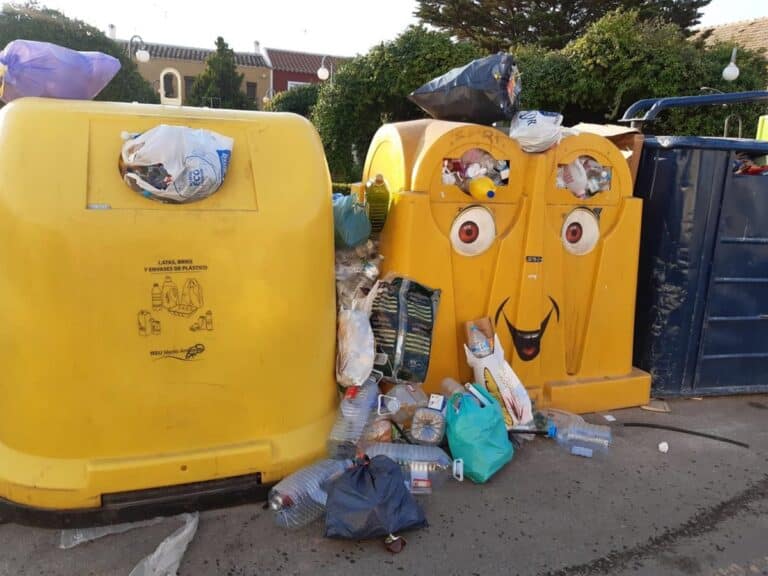 Valdepeñas denuncia el deterioro del servicio de recogida de basura por parte del RSU y la Diputación