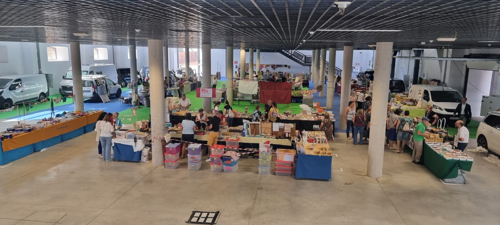 El Encuentro Nacional en 'La Central' aglutina a 500 encajeras en pro de la preservación de la artesanía tradicional 6