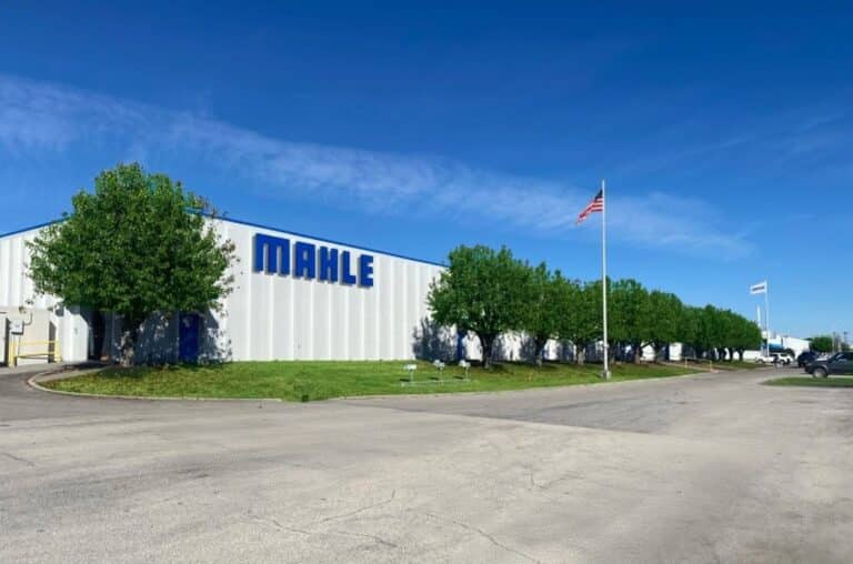 Mahle ve "inevitable" los despidos en Motilla del Palancar y Valencia y buscará soluciones "justas" para los afectados