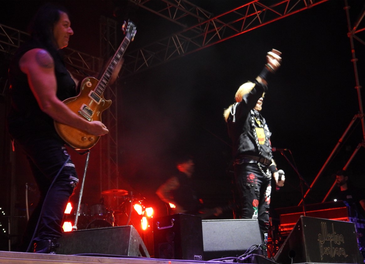 Medina Azahara Encanta a Puertollano con un Espectacular Concierto de Rock Andaluz 2