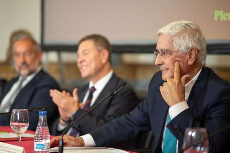 Barreda asume el Consejo Social UCLM pidiendo plan de alojamiento estudiantil y Page anuncia uno junto al sector privado