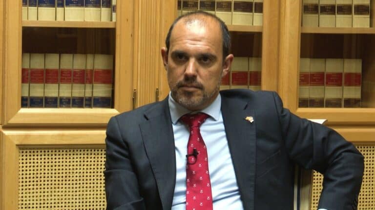 Bellido conmemora el Día de la Democracia pidiendo "respeto al adversario, a las minorías y a los derechos humanos"