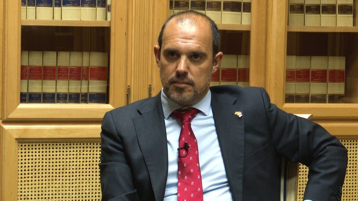 Bellido conmemora el Día de la Democracia pidiendo "respeto al adversario, a las minorías y a los derechos humanos"