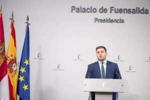 C-LM anuncia mesa de trabajo para regular VTCs y arremete contra el Gobierno "por lavarse las manos con este problemón"