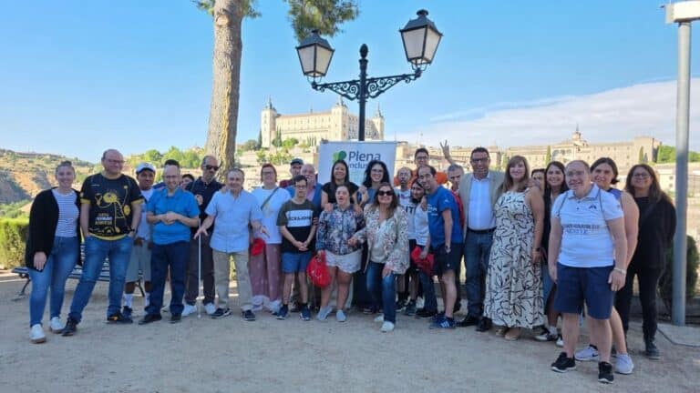 CLM seguirá mejorando el proyecto de ocio para personas con discapacidad intelectual tras el éxito de su primera edición