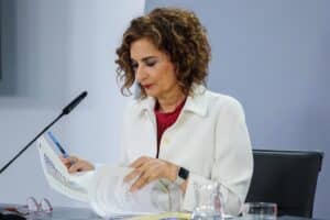 El Gobierno aprueba la quita de deuda autonómica y niega que suponga "ningún agravio" a Cataluña