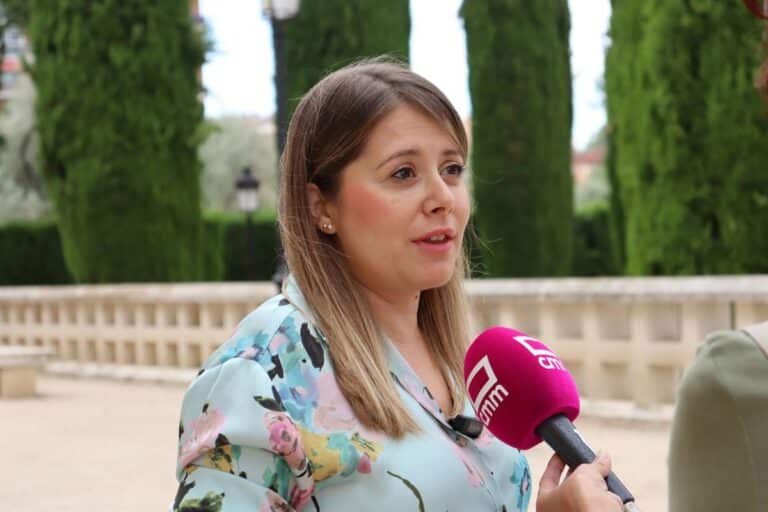 PP insiste en que la condonación solo sirve para pagar el "despilfaro separatista" y en que C-LM seguirá infrafinanciada