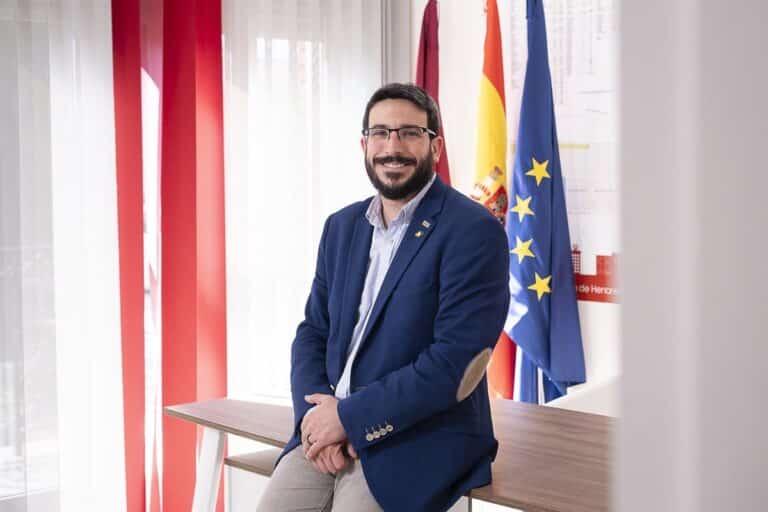 Alcalde Azuqueca niega haber usado su cargo para favorecer el acceso al empleo de unas personas en detrimento de otras