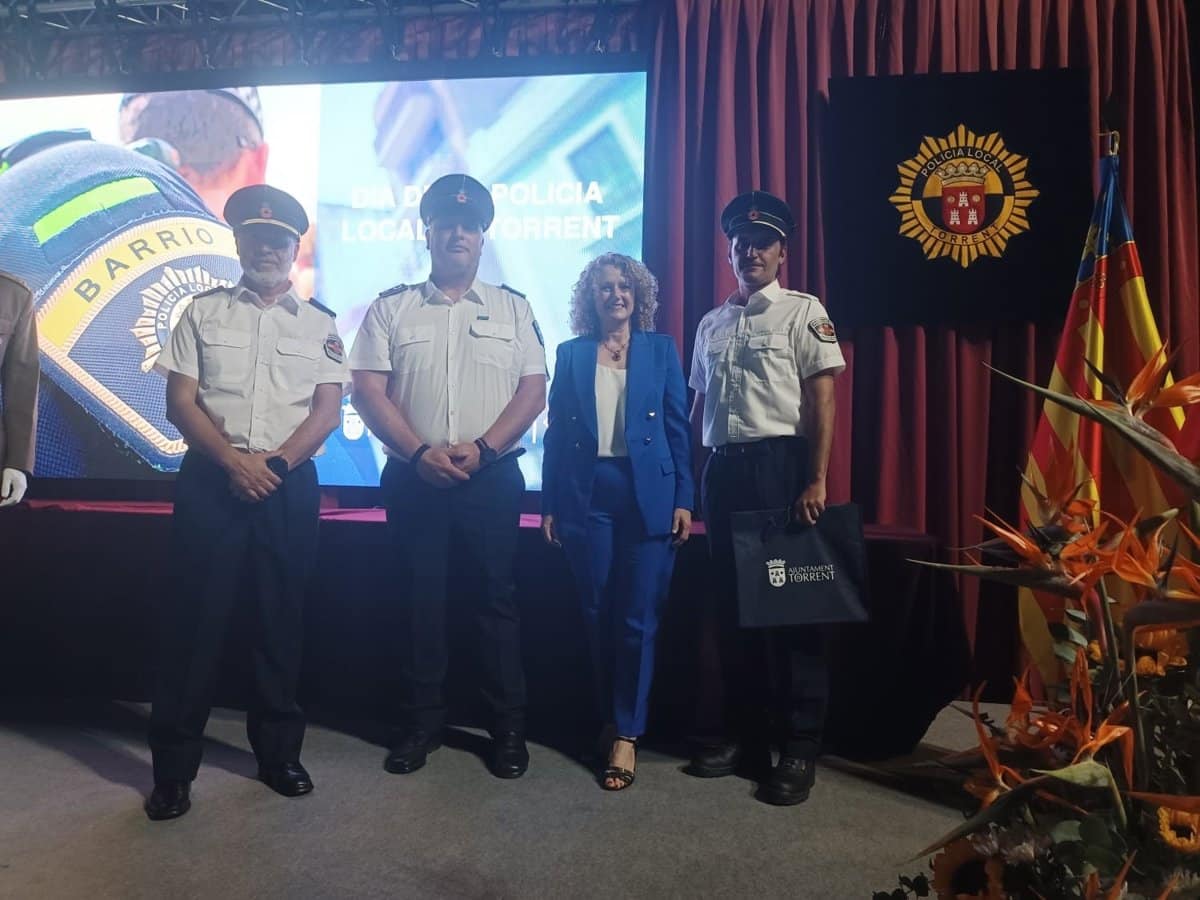 El valenciano ayuntamiento de Torrent reconoce la labor de Protección Civil Ciudad Real durante la DANA