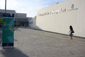 Herido un trabajador de mantenimiento de carreteras tras recibir un golpe en la cabeza en Santa Cruz de Mudela