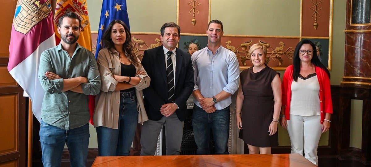 La Diputación destina 55.000 euros para impulsar con AJE el proyecto 'Ciudad Real Provincia Emprendedora 2025'