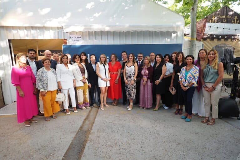 La Junta ofrecerá una línea de ayuda de 200.000 euros para impulsar a las mujeres en la dirección de empresas