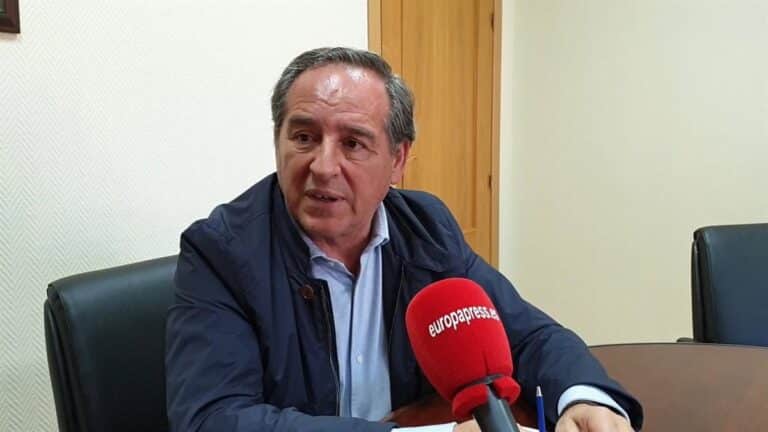La patronal de C-LM estará vigilante por si el Gobierno quiere sacar adelante la reducción de jornada vía decreto ley