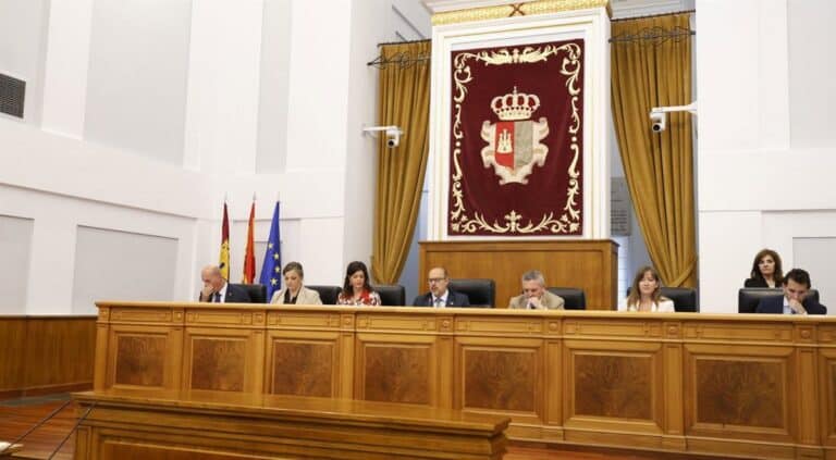 Las Cortes de Castilla-La Mancha aprueban el convenio sanitario entre la Comunidad Autónoma y Castilla y León