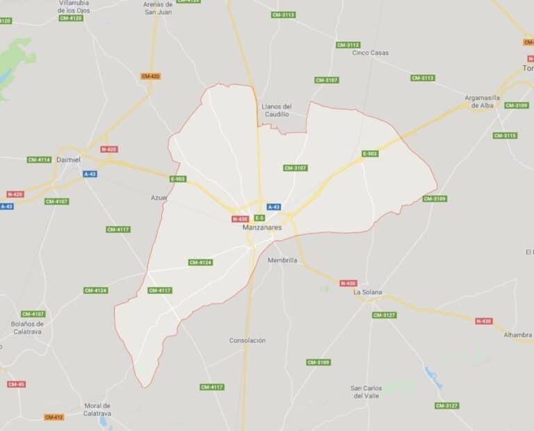 Muere un trabajador en Manzanares tras ser golpeado en la cabeza por el gancho de una grúa