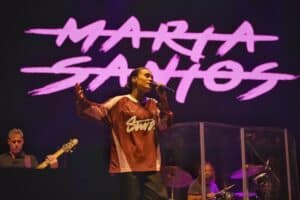 Naturalidad, optimismo y conexión con el público infantil impregnan el concierto de Marta Santos en Toledo
