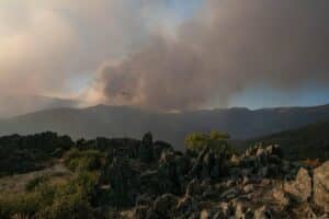 Núñez agradece a Ayuso su interés por fuego de Peñalba y lamenta que Page lo "haya opacado no enviando más efectivos"