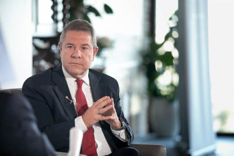 Page cree que el Gobierno debería pilotar un proceso de armonización técnico entre CCAA al margen del debate político