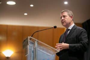 Page cree que Puigdemont lo tiene "crudo" si amenaza con tumbar los PGE porque Sánchez ya dijo que seguiría sin ellos