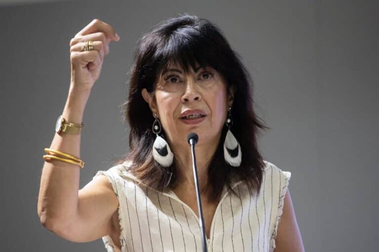 Redondo aboga por reforzar el aborto en el SNS para abordar las desigualdades territoriales, sociales y económicas