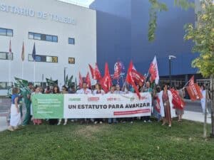 Trabajadores de sanidad en C-LM llevan su descontento a la calle por el "bloqueo" en la negociación del Estatuto Marco