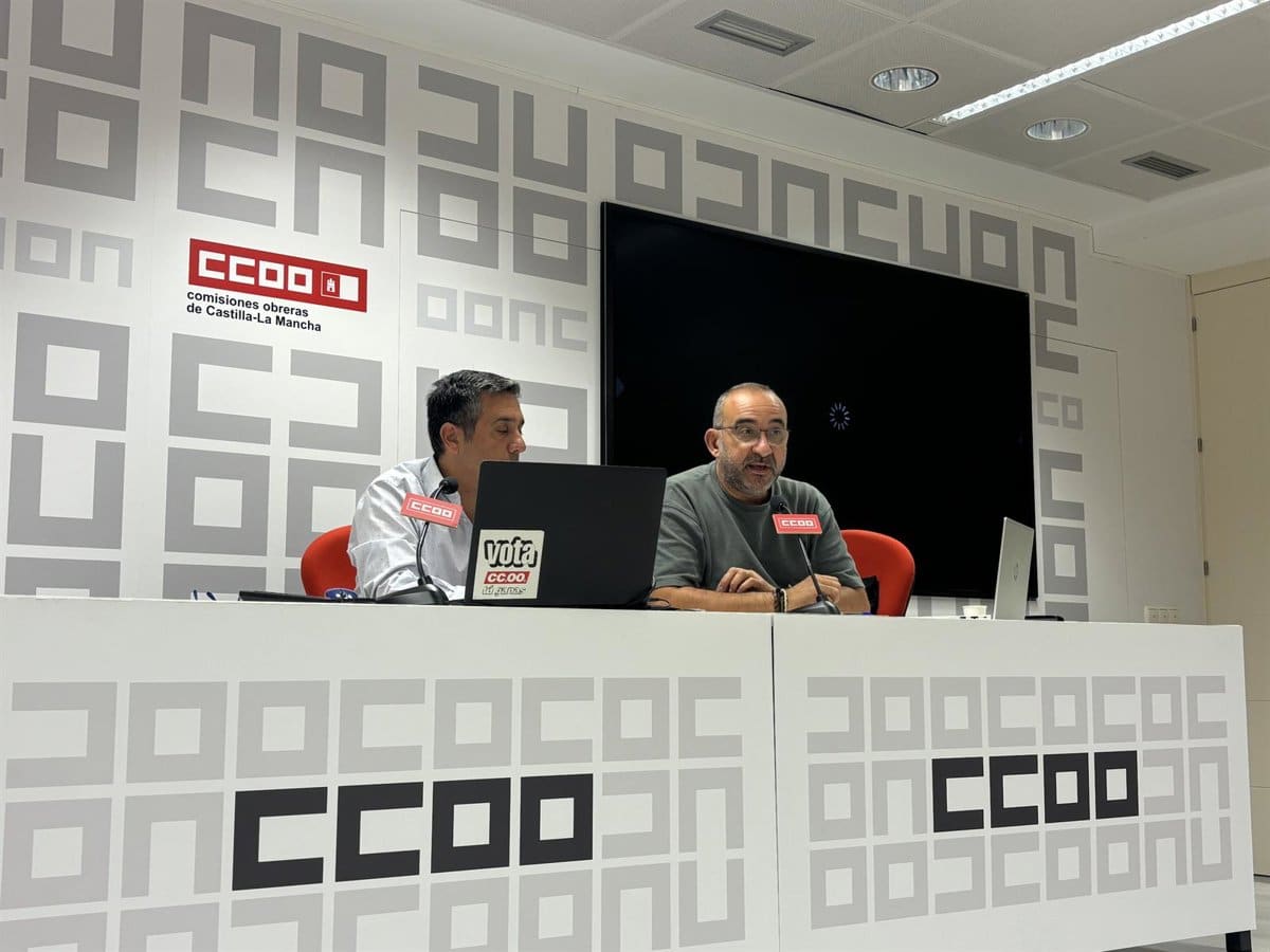 VÍDEO: Reforma de despido, subir un 4% el SMI y reducción de jornada, en la "estrategia sindical unitaria" de CCOO y UGT
